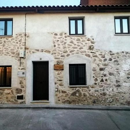 Casa Rural El Enebro 4 Estrellas Navamorcuende Kültér fotó